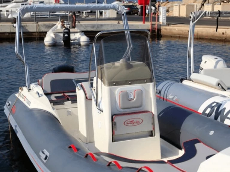 Hire RIB Nuova Jolly with a boat licence