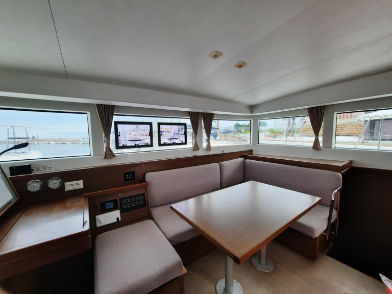 Hire Catamaran with or without skipper Lagoon Furnari