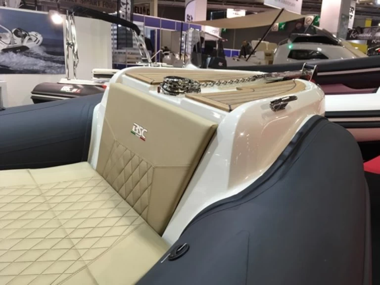 Bsc 70 Sport charter bareboat or skippered in  Hyères