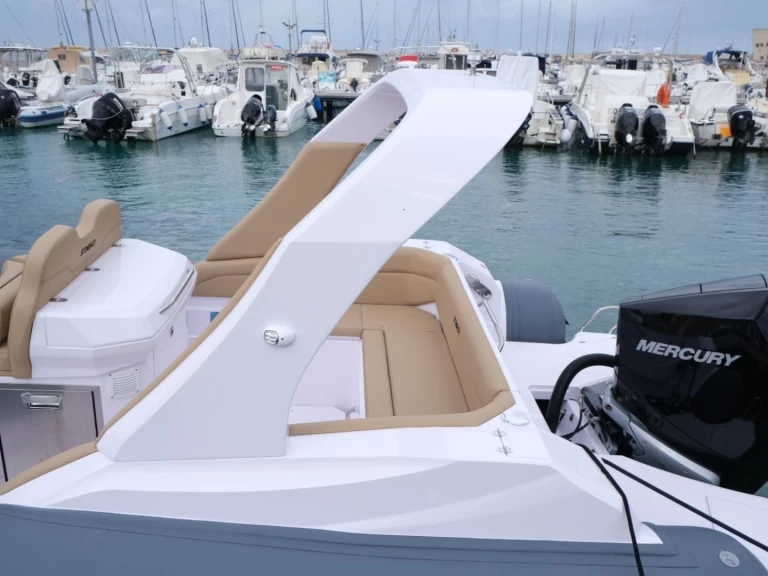 Yacht charter Hyères - Italboats STHINGER 28 GT on SamBoat