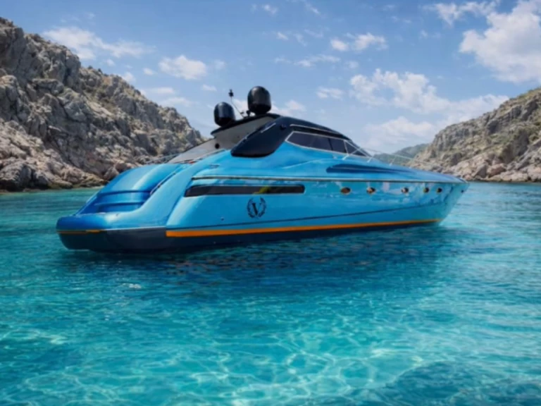 Yacht charter Saint-Tropez - Sunseeker Predator 63 on SamBoat