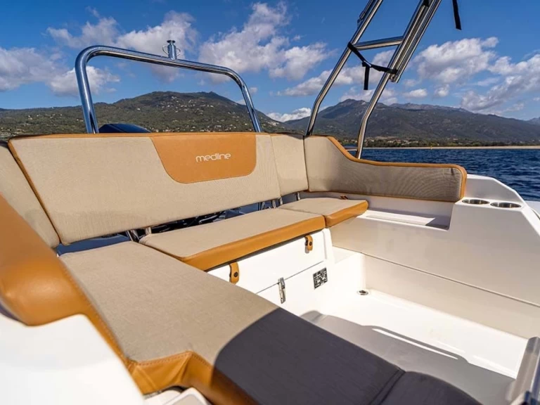 Charter a Zodiac ZODIAC MEDLINE 6.8 in Propriano on Samboat