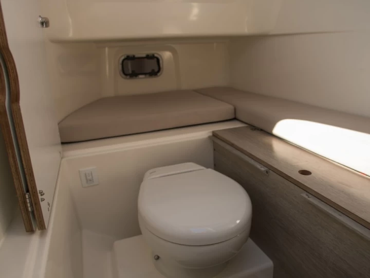 Yacht charter Propriano - Zodiac Medline 9 on SamBoat