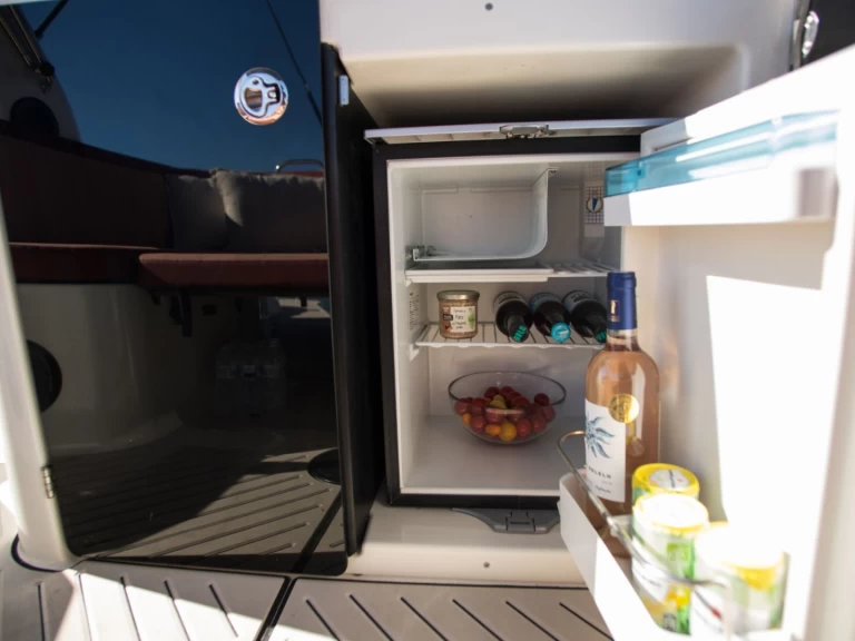 Hire a Zodiac Medline 9 Propriano