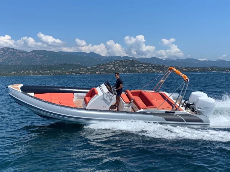 Master 900 charter bareboat or skippered in  Porto-Vecchio