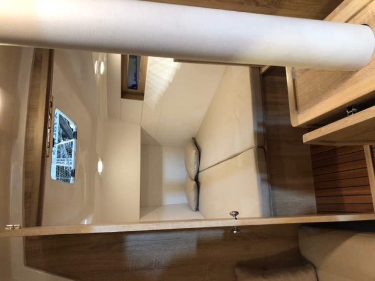 Hire Sailboat with or without skipper Viko Poltu Quatu