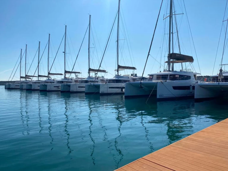 Catamaran to hire Cannigione at the best price