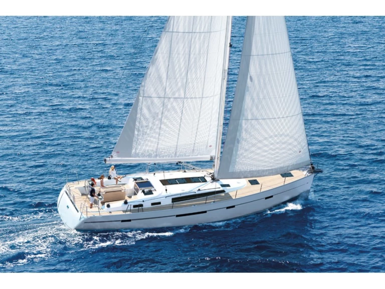 Hire Sailboat Bavaria with a boat licence