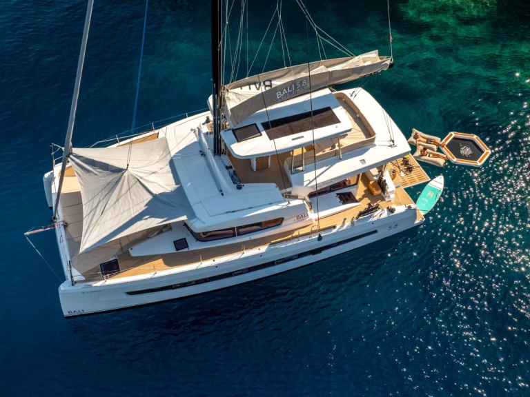 Luxury Yacht hire in Kaštel Gomilica - Bali Farben 