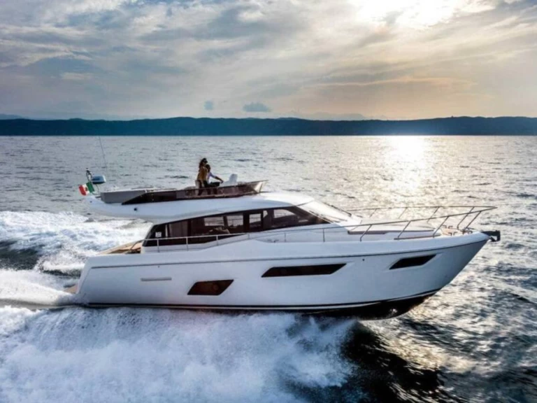 Yacht charter Šibenik - Ferretti Ferretti Yachts 450 on SamBoat