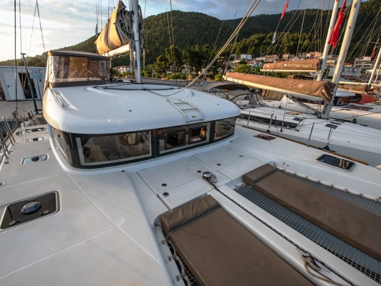 Yacht charter Neo Klima - Lagoon Lagoon 40 on SamBoat