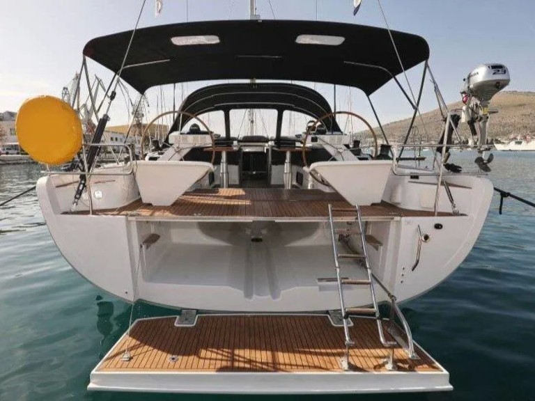 Yacht hire Primošten cheap Hanse 575