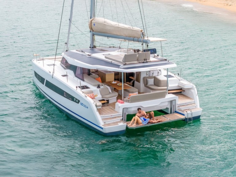 Yacht hire Golfe-Juan cheap Fountaine Pajot FP 41 Quatuor 4