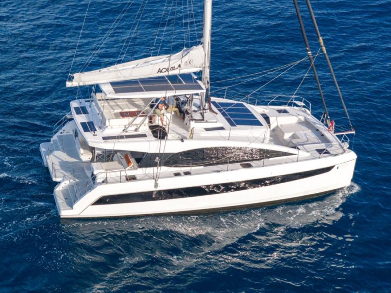 Hire Catamaran Aquila with a boat licence