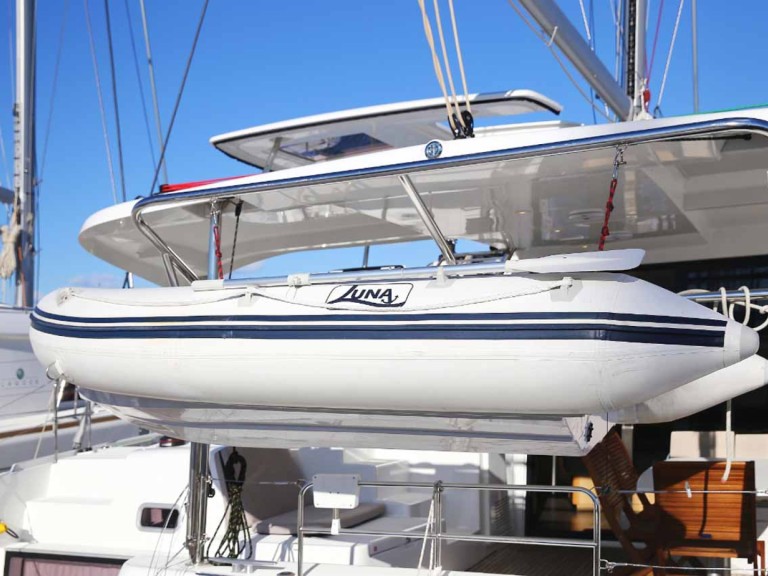 Hire Catamaran with or without skipper Lagoon Murter-Kornati