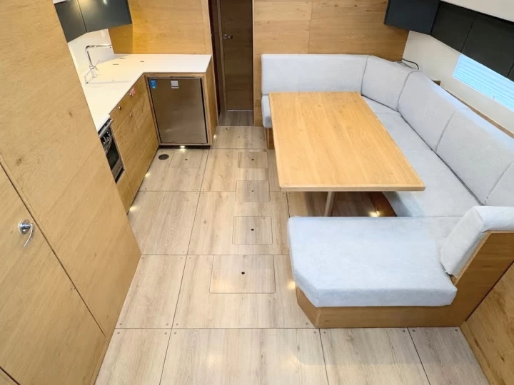 Sailboat to hire Split at the best price