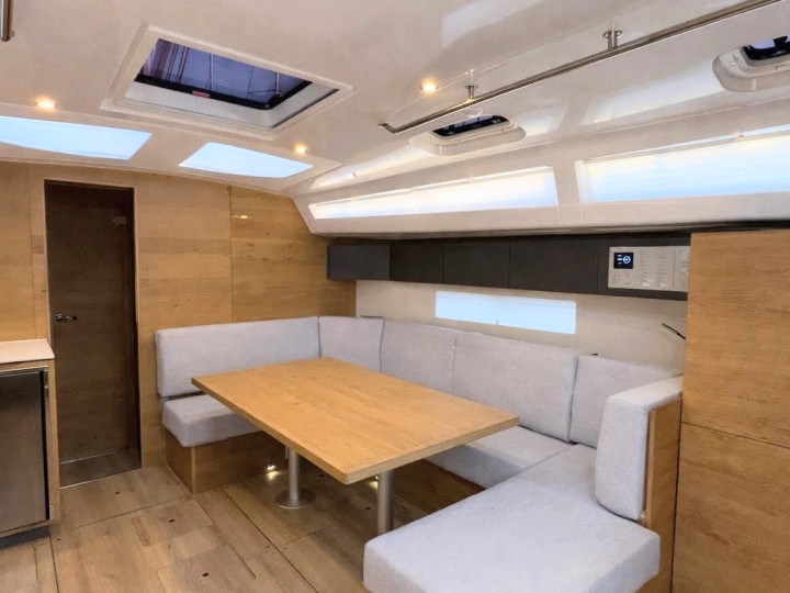 Yacht charter Split - Elan Impression 45 on SamBoat