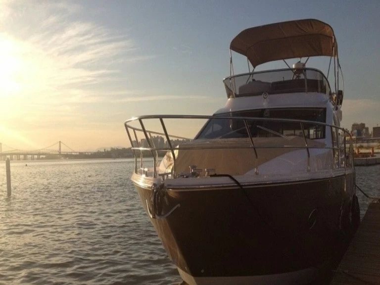 Hire a Sessa Marine Sessa Fly 47 Šibenik