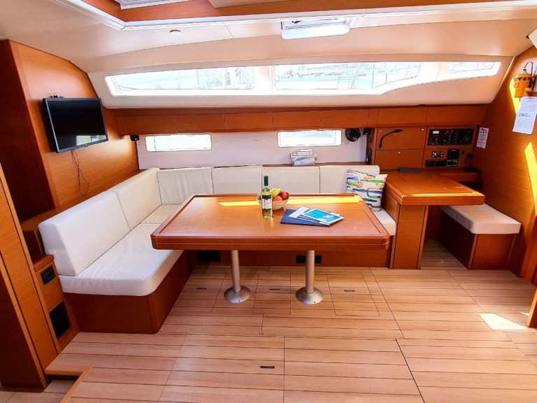 Yacht hire Rhodes (City) cheap Jeanneau 54