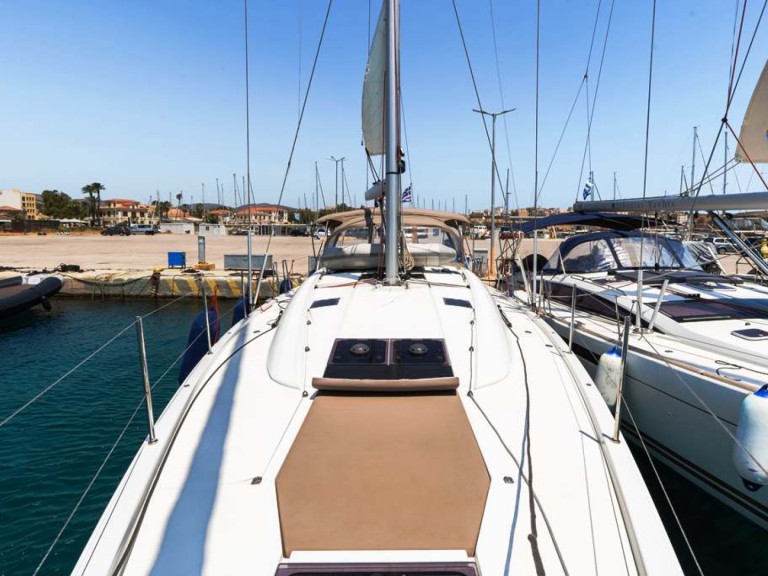 Yacht charter Néa Péramos - Jeanneau Jeanneau 54 on SamBoat