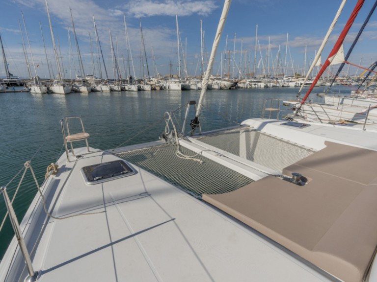 Yacht charter Piso Livadi - Lagoon Lagoon 42 on SamBoat