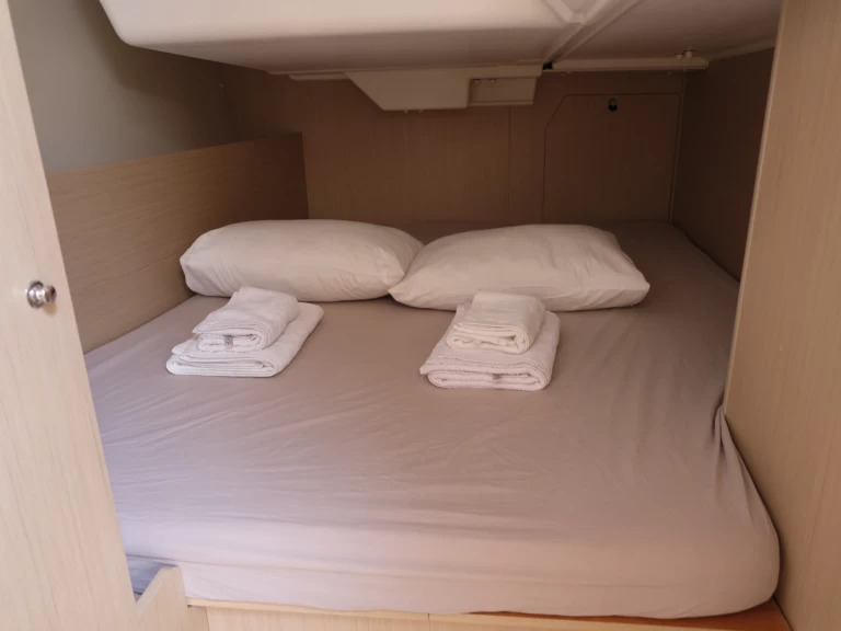 Hire Sailboat with or without skipper Bénéteau Fethiye