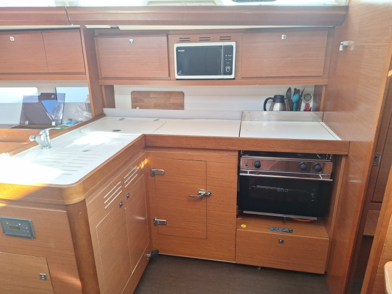 Hire Sailboat with or without skipper Dufour Toulon