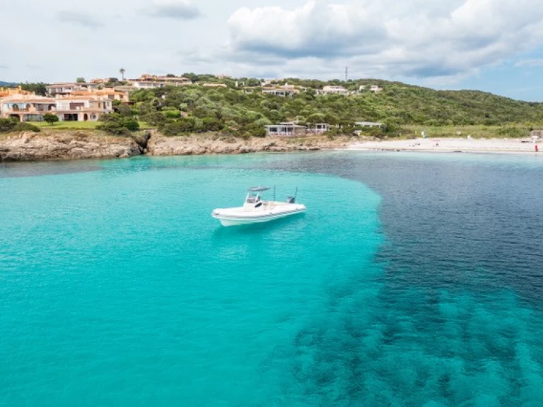 Hire a  Capelli 900 Open 300 HP Poltu Quatu