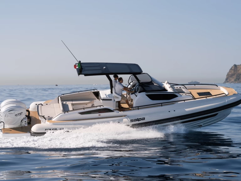 Yacht hire Juan-les-Pins cheap Salpa Soleil 40