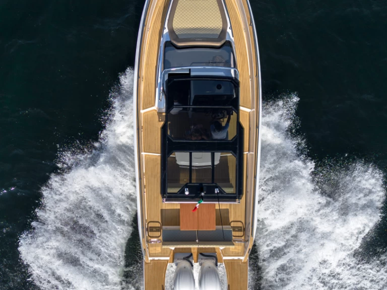 Yacht hire Juan-les-Pins cheap Avantgarde 35