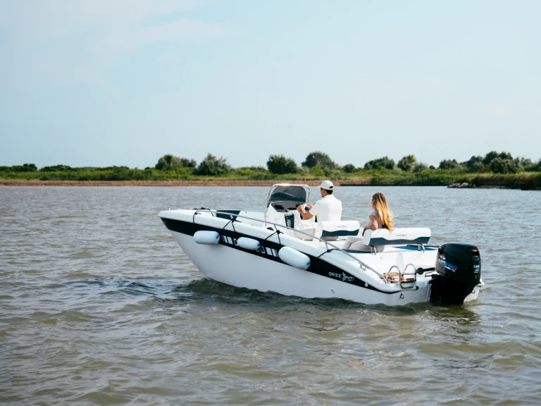 Motorboat to hire Venice at the best price