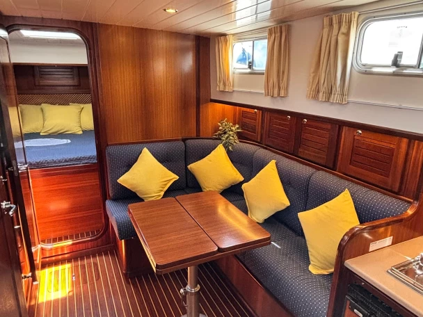 Menorquin-Yachts Menorquin Yachts 120 charter bareboat or skippered in  Club Nàutic Ca'n Picafort