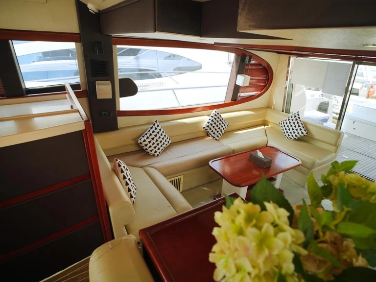 Yacht hire Dubaï harbour cheap AS Marine