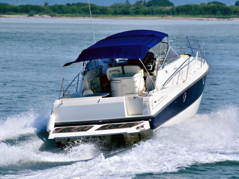 Yacht charter Puerto Vallarta - Cranchi Zaffiro 34 on SamBoat