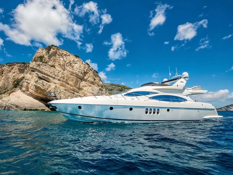 Hire a Azimut Azimut 68 Piraeus Port