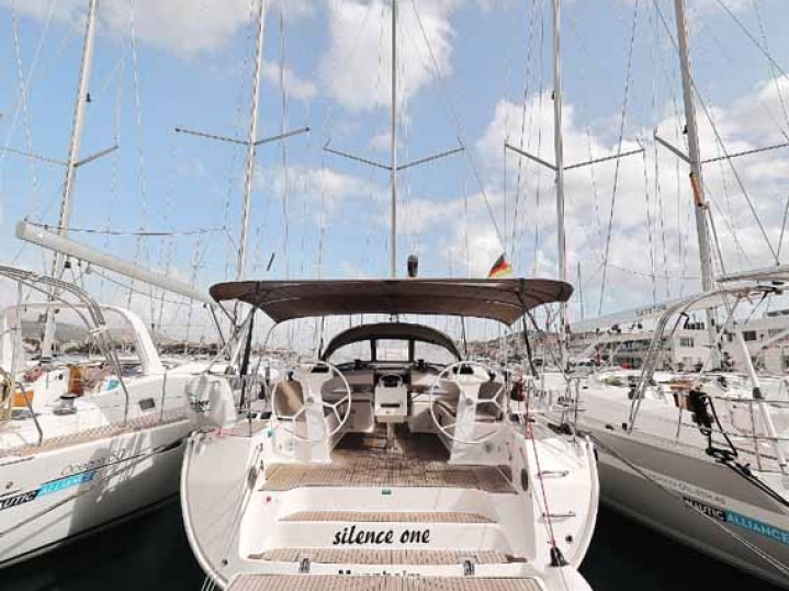 Hire Sailboat with or without skipper Bavaria Palma de Mallorca