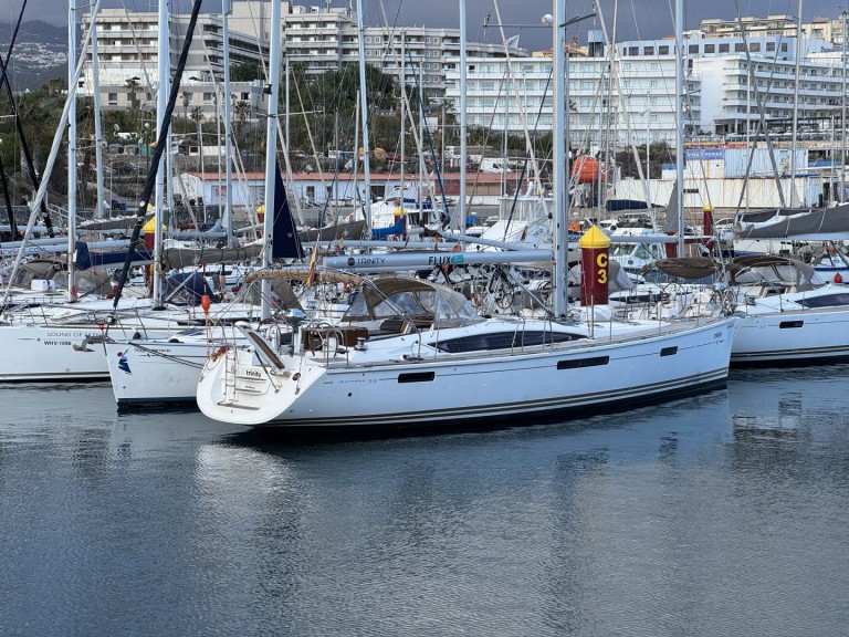 Sailboat to hire Palma de Mallorca at the best price