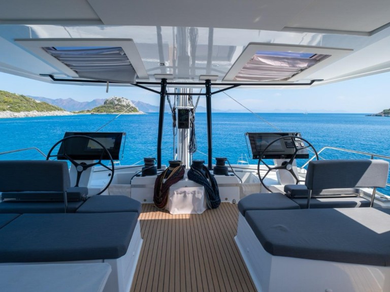 Yacht charter Bodrum - Fountaine Pajot Alegria 67 on SamBoat