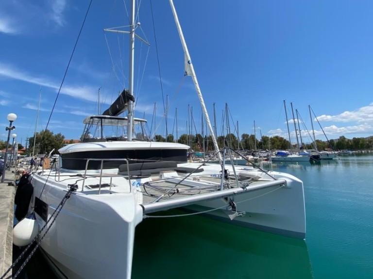 Yacht hire Skiathos cheap Lagoon 46
