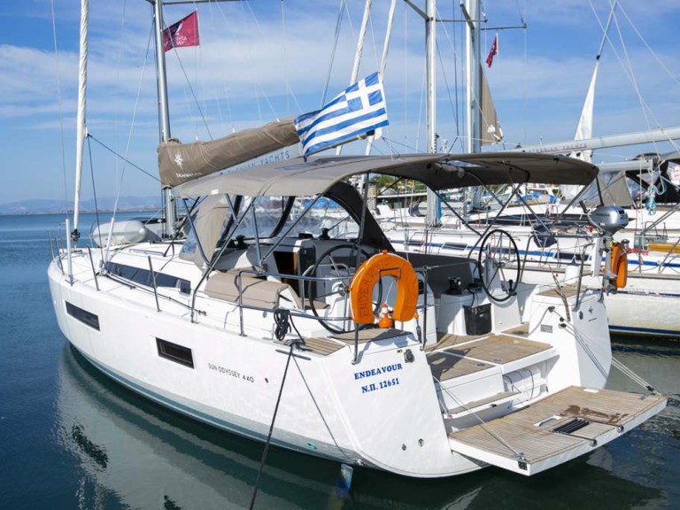 Hire Sailboat with or without skipper Jeanneau Neo Klima