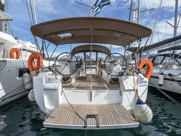 Yacht hire Benitses cheap Sun Odyssey 479