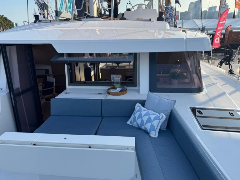 Catamaran hire in Marsh Harbour - Bali Bali 4.6