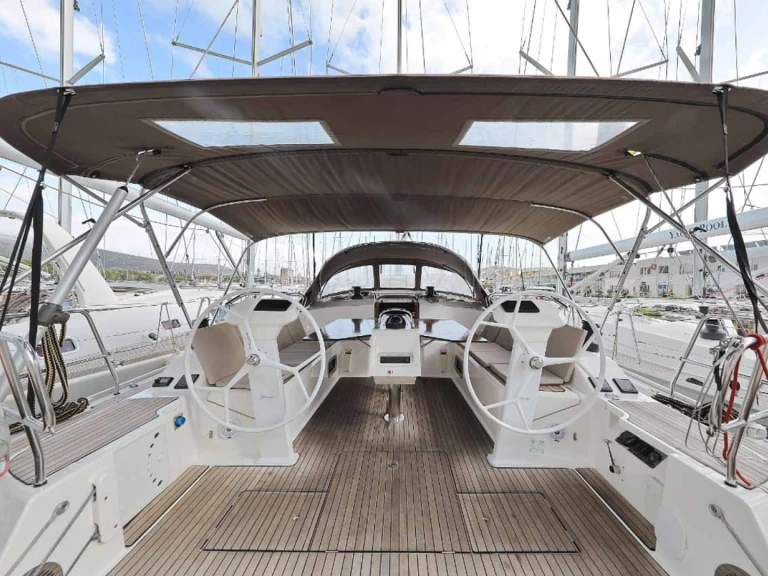 Hire a Bavaria Cruiser 51 Palma de Mallorca