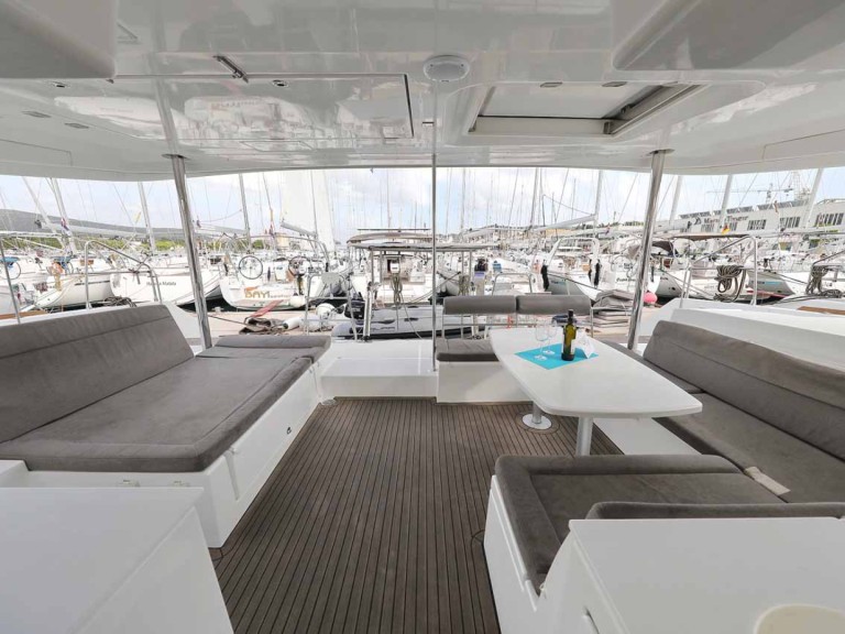 Catamaran to hire Murter-Kornati at the best price