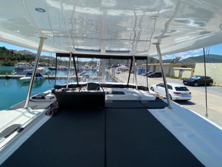 Catamaran to hire Skiathos at the best price
