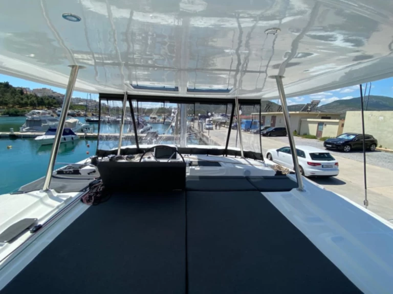 Catamaran to hire Skiathos at the best price