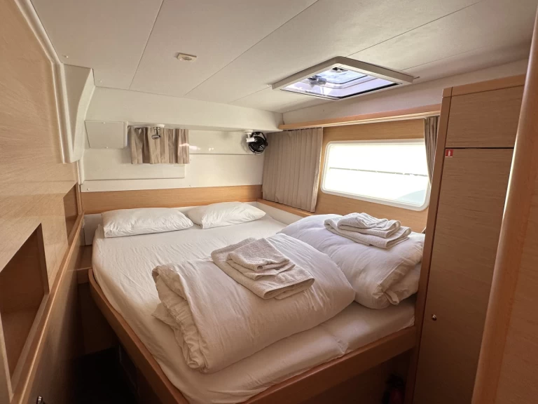 Charter a Lagoon Lagoon 400 in Fethiye on Samboat