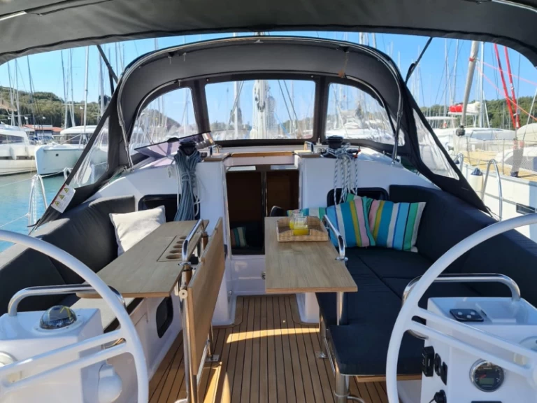 Yacht charter Trogir - Elan Impression 45.1 on SamBoat