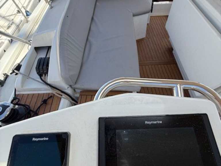 Bénéteau Oceanis 46.1 charter bareboat or skippered in  Préveza