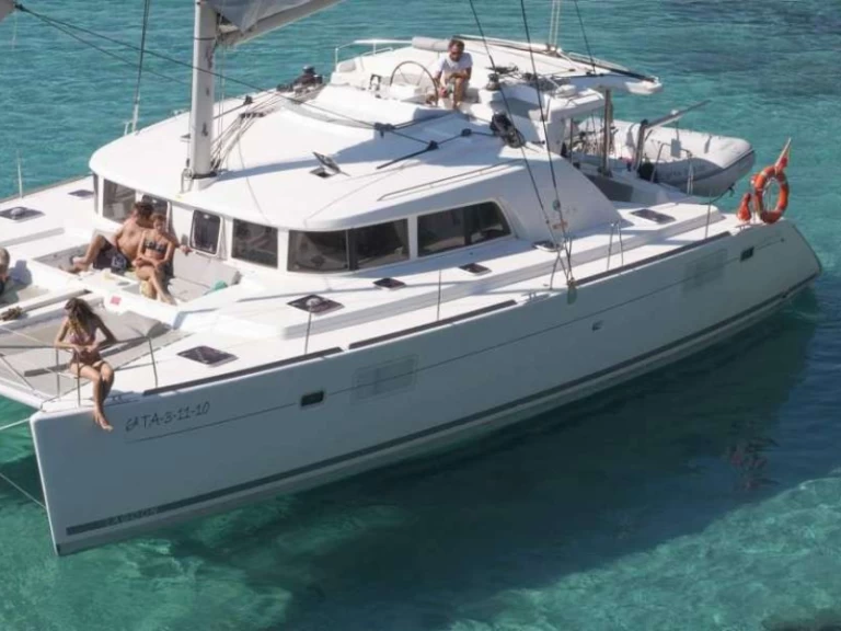 Yacht hire Nettuno cheap Lagoon 44